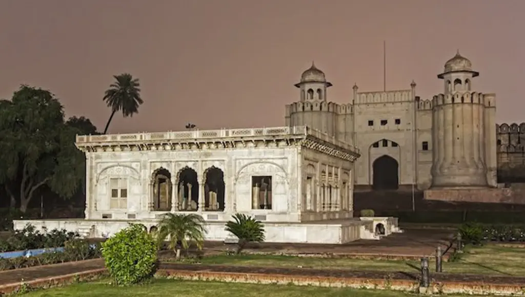 Historical Places in Pakistan, Pakistan