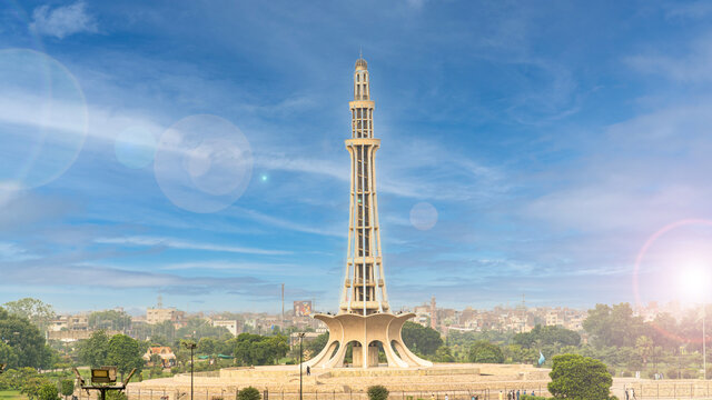 Minar-e-Pakistan, Pakistan